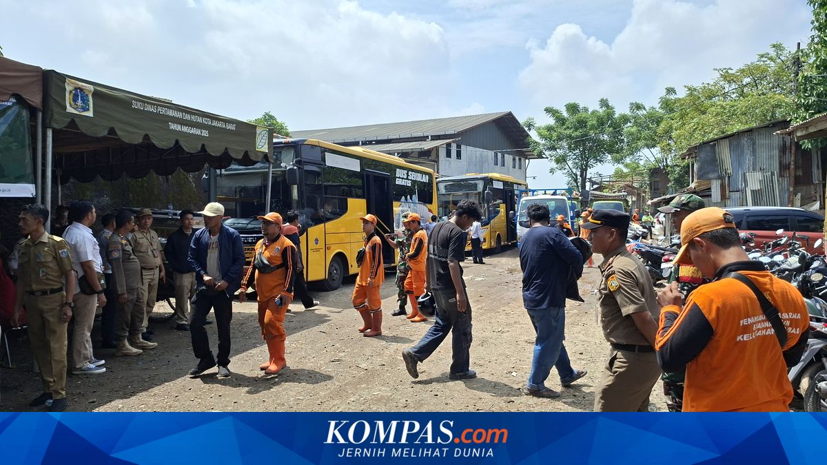 128 Households on Pegadungan Cemetery Land Relocated, Some Move to Rental Flats