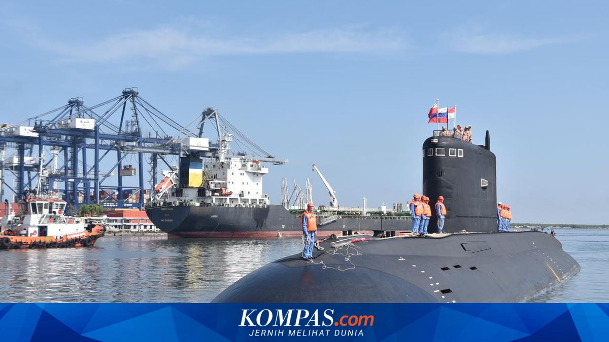 Three Russian Warships Dock in Jakarta: What's Happening?