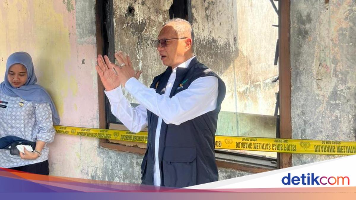 Gerindra Legislator Distributes Aid to Fire Victims in Medan