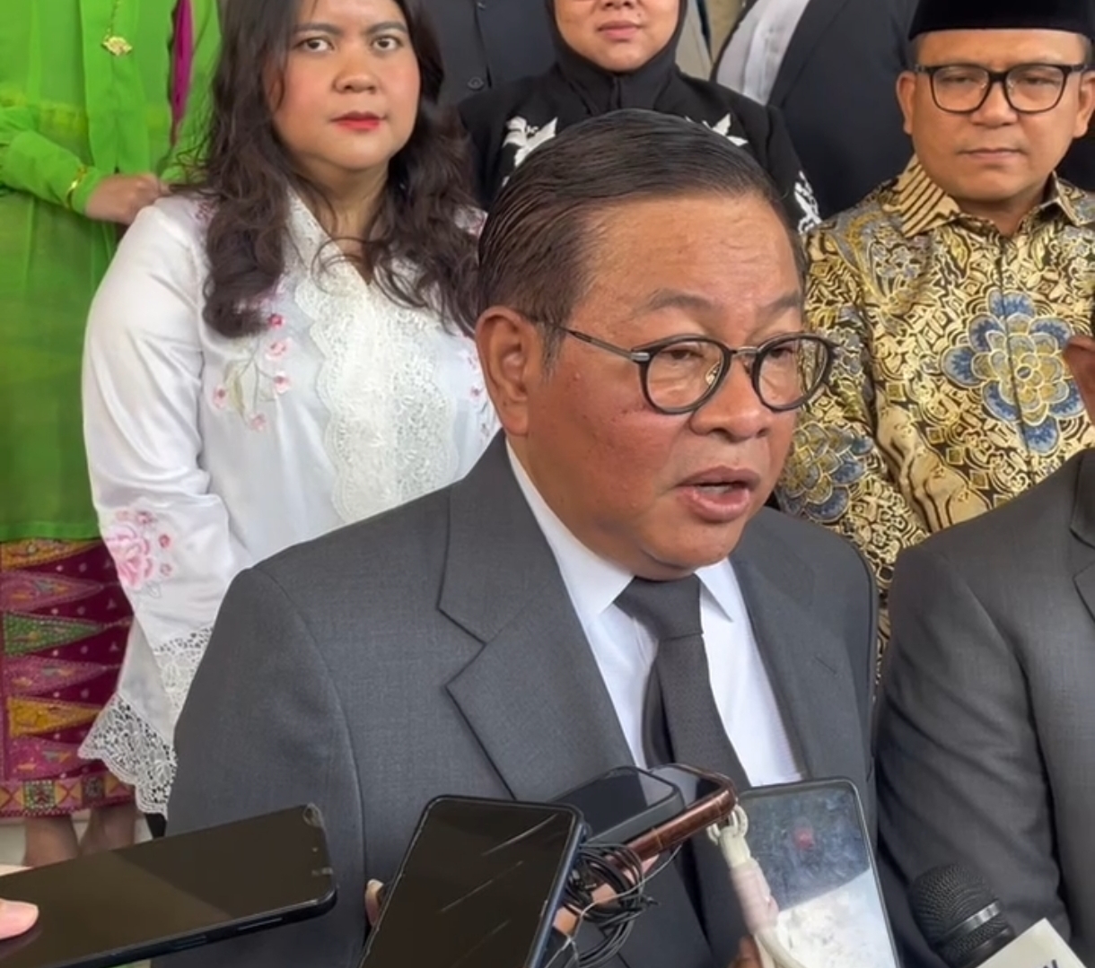 Governor Pramono Receives Reports of Newcomers Unfamiliar with Jakarta