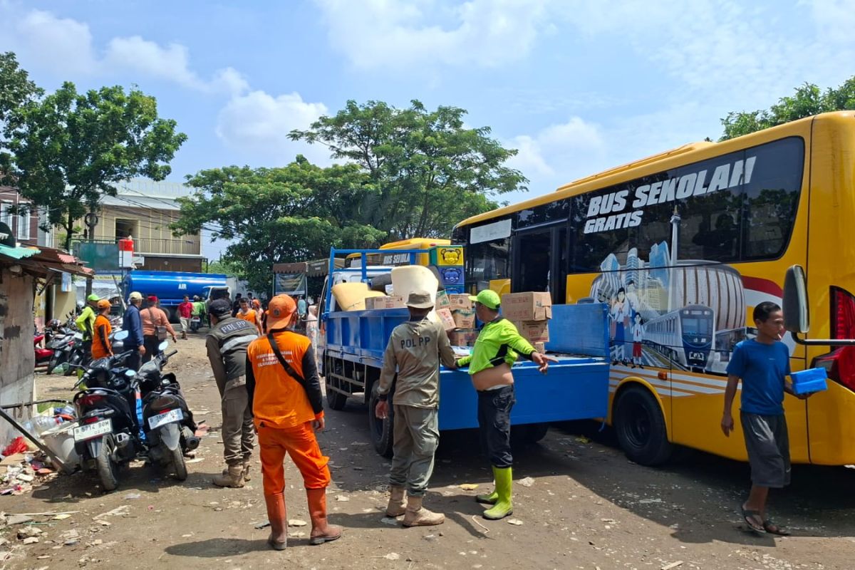 Administrative Post Opened for Residents Affected by Relocation in Kalideres