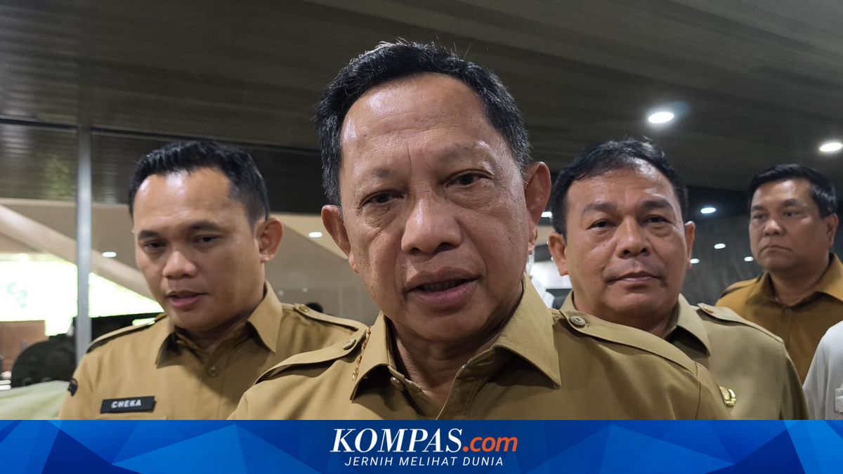 Interior Minister Urges Regional Heads to Be Creative in Preventing PPPK Layoffs