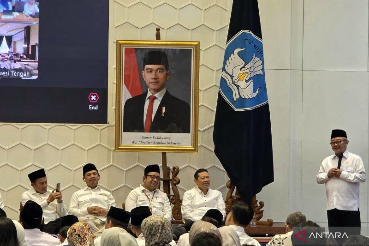 Supporting Energy Efficiency, Mendikdasmen Urges Pupils to Cycle to School