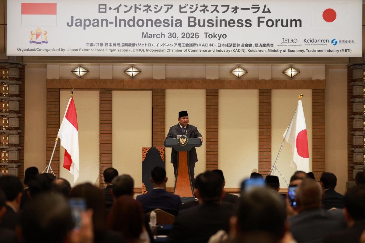 President urges Japanese businesspeople to report any complaints in Indonesia