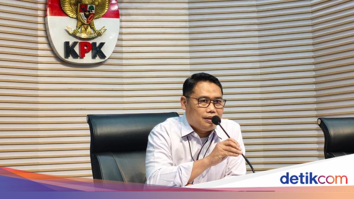 Hajj Case: KPK Suspects Gus Alex Received USD 30,000; Dirjen PHU Kemenag USD 5,000