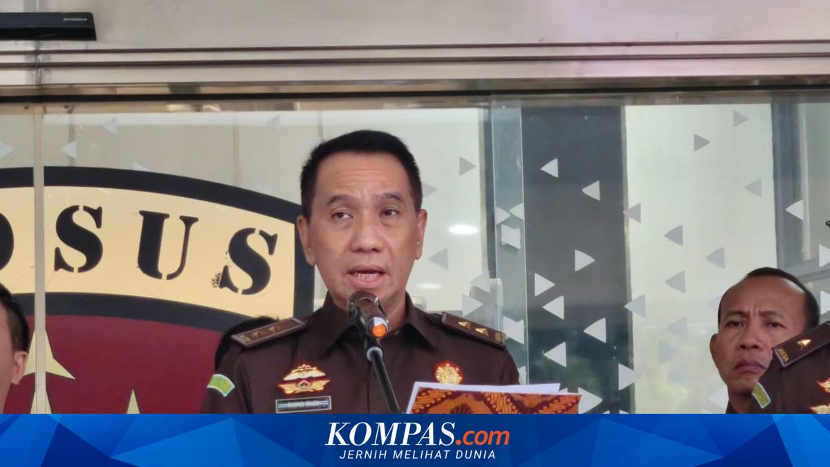 Attorney General's Office Rejects Nadiem's Statement, Clarifies Prosecutors Accompany Rather Than Supervise in Chromebook Case