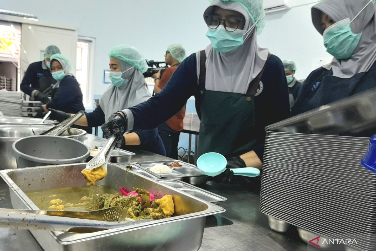 First Day of MBG Operations After Eid, Kemayoran SPPG Serves 3,298 Portions