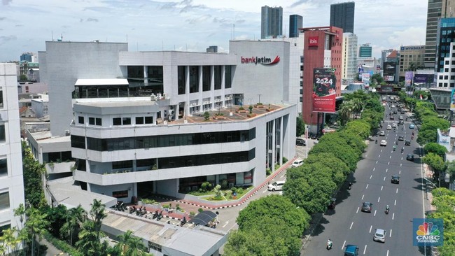 Bank Jatim (BJTM) Writes Off Rp 1.03 Trillion