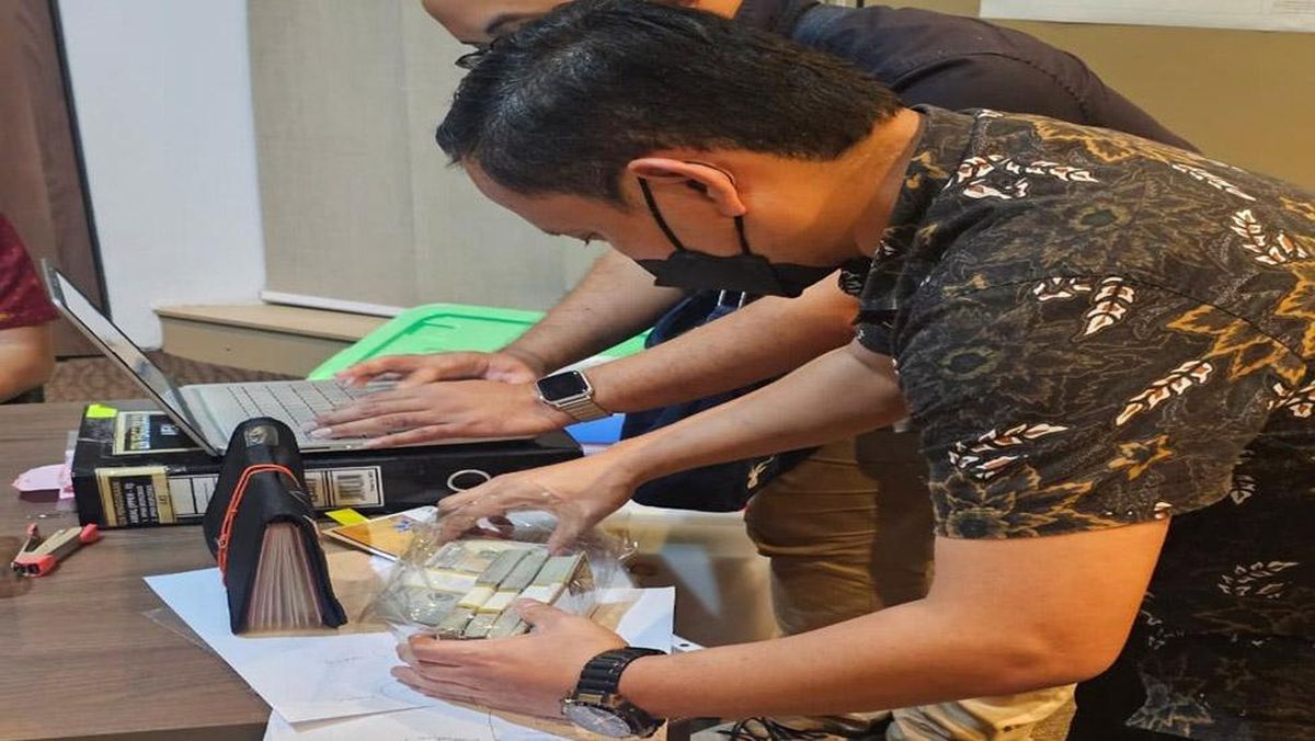 Attorney General's Office Seizes $1 Million in Cash Following Raid on Samin Tan's Office