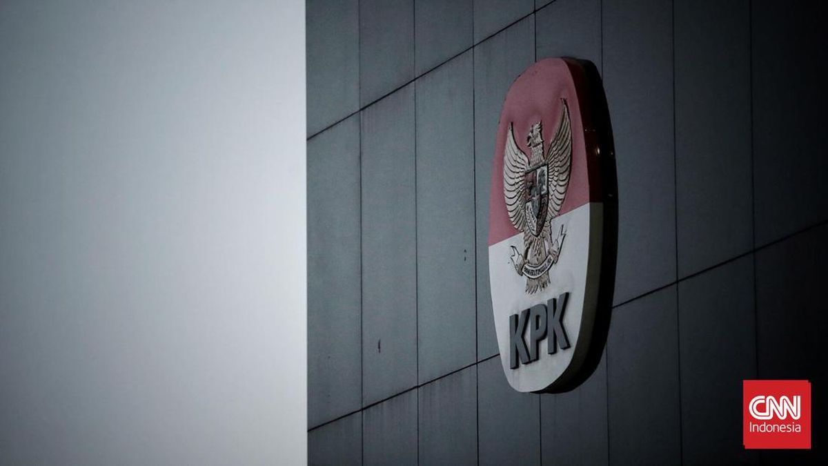 KPK Summons Cigarette Entrepreneurs for Examination in Customs Corruption Case