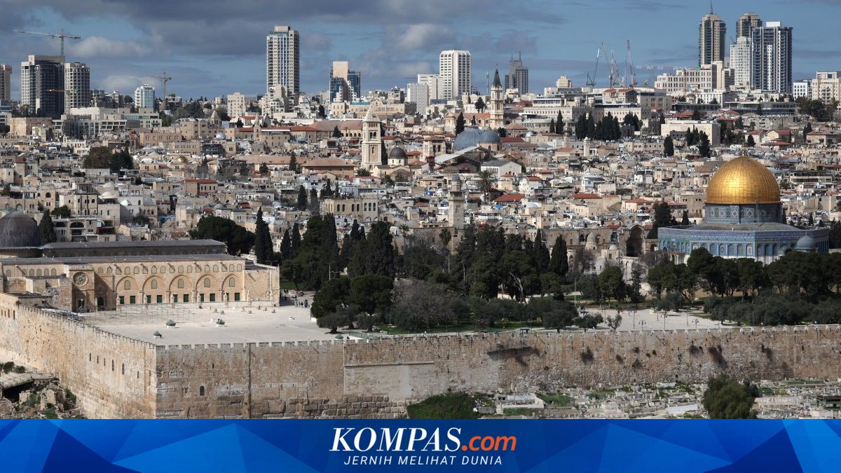 Indonesia and Middle Eastern Countries Strongly Condemn Israel for Blocking Muslims and Christians from Places of Worship