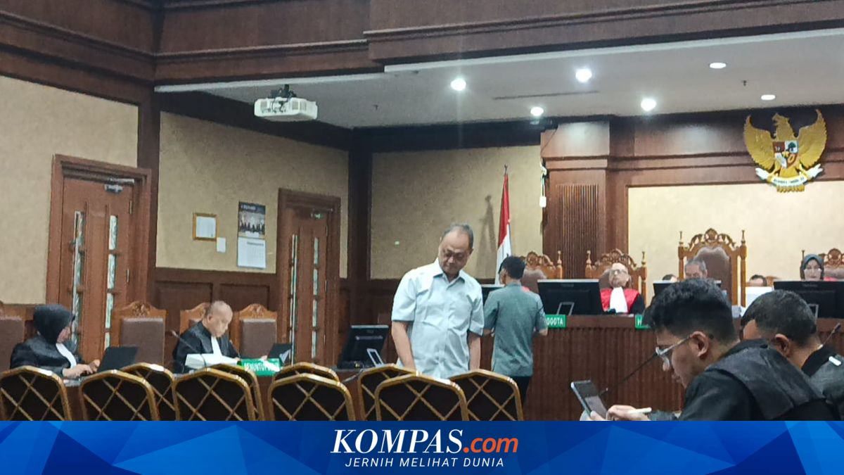 Riza Chalid's Trusted Aide, Irawan Prakoso, Testifies in Crude Oil Corruption Case Hearing