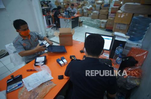 Open Package Deliveries? Here's the Customs Explanation on Import Goods Inspection Procedures