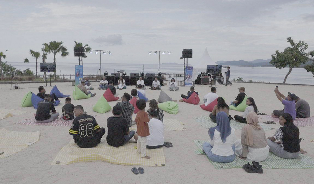 The Labuan Bajo Paradox: Marine Tourism Dominates, Land-Based Creative Sector Neglected