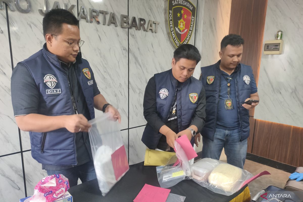 Black Dollar Scam: South Korean National Loses Rp1.6 Billion