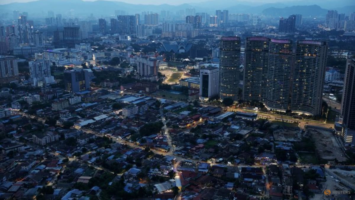 Malaysian central bank lifts 2026 growth forecast slightly, flags risks from prolonged Iran war