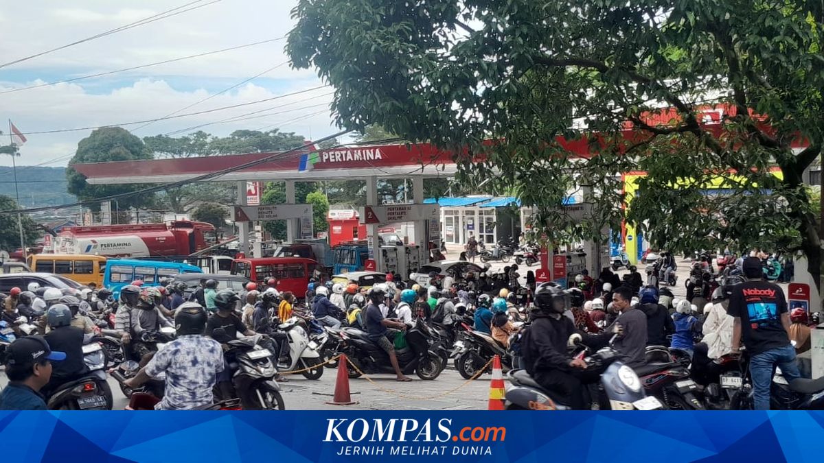 On Fuel Restrictions, Residents Request Prioritisation for Work Use