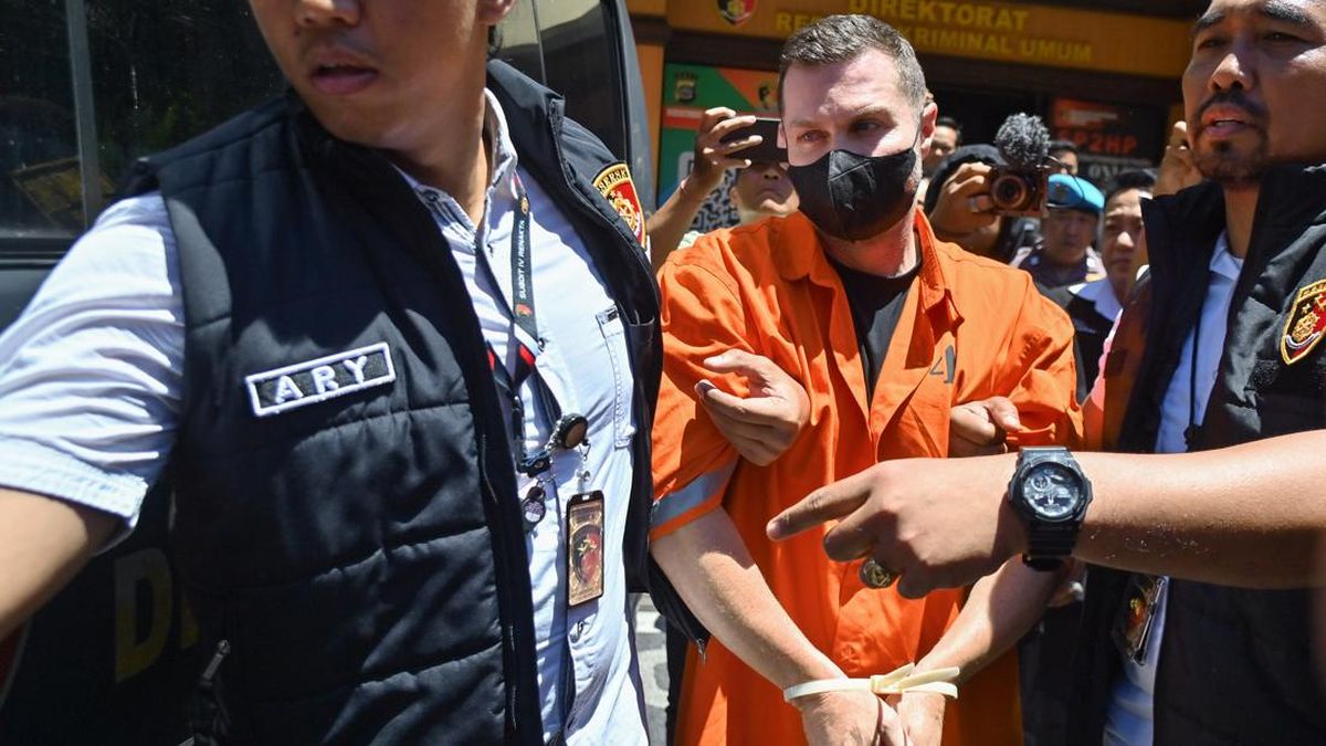 Police Search for Two Associates of Scottish Mafia Boss Suspected to Still Be in Bali