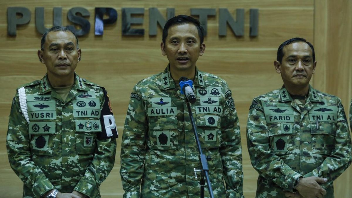 Four Military Suspects in Acid Terror Case Charged Under Assault Provisions