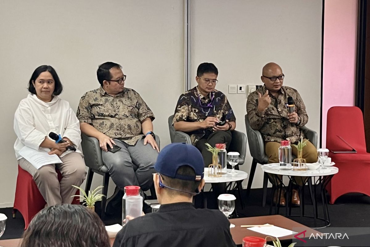 Misinformation Triggers Decline in Vaccination Coverage in Indonesia