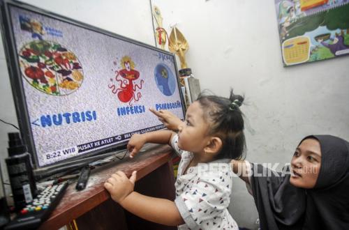 Reviving Our 'Living Room'