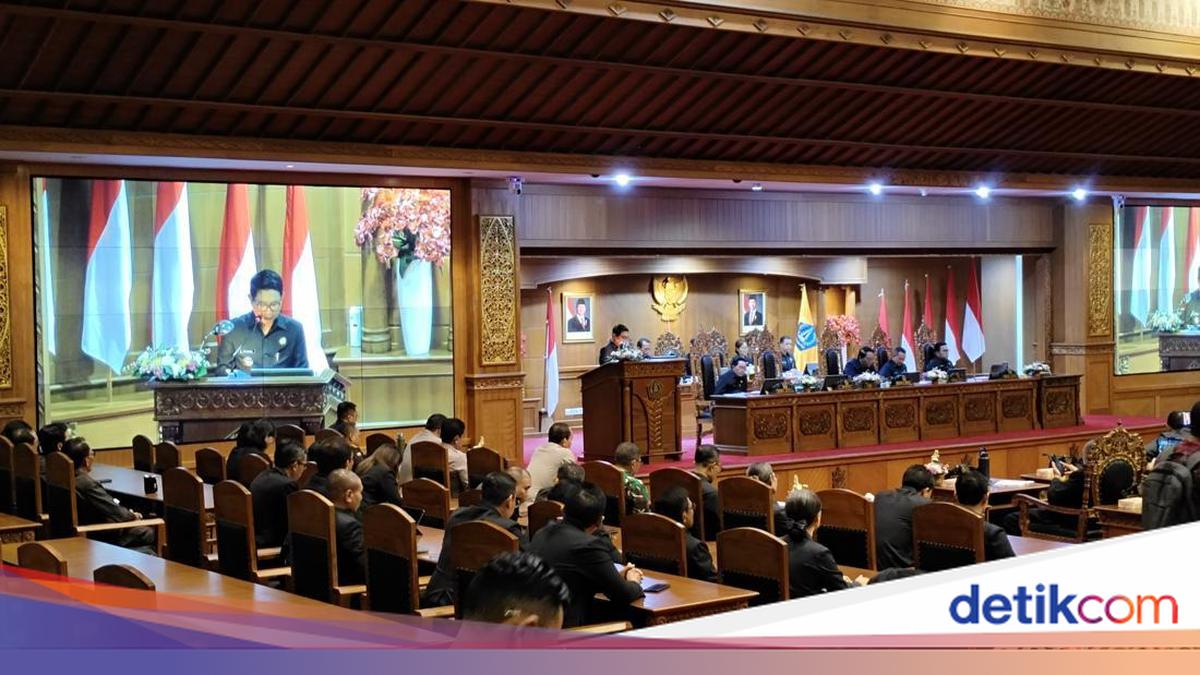 Adi Arnawa Reveals Reasons Behind Badung's 2025 Revenue Missing Target