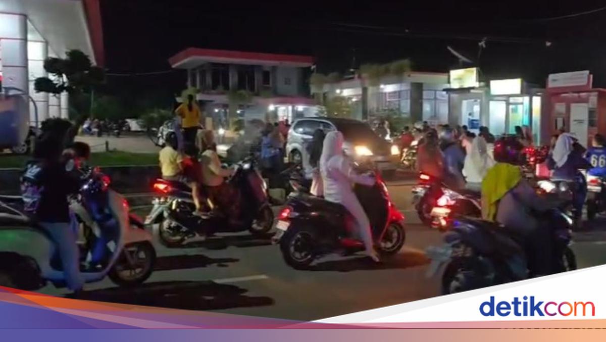Bima Residents Rush to Petrol Stations Despite No Fuel Price Hike