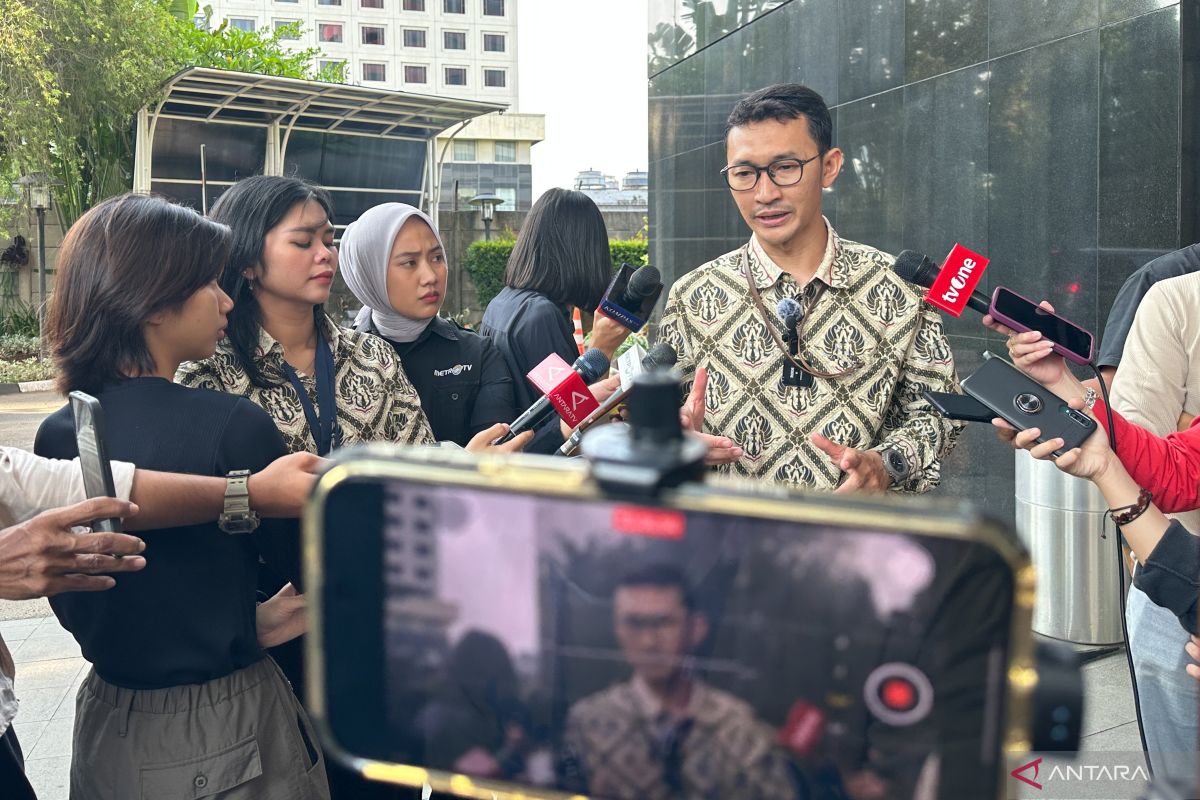 KPK States Asrul Aziz's Presence Abroad Poses No Obstacle in Haji Quota Case