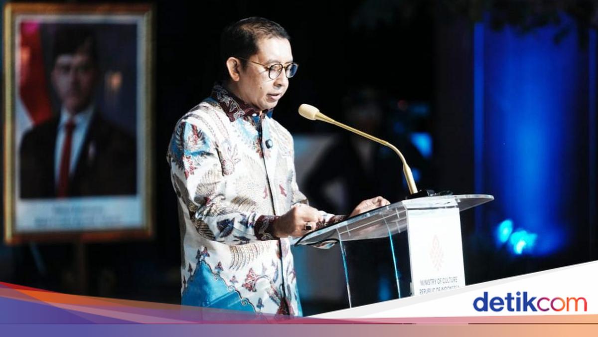 Minister of Culture Expresses Condolences Over the Fallen Indonesian Soldiers in Peacekeeping Mission