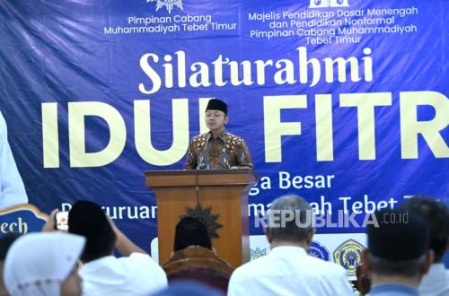 At Muhammadiyah Halalbihalal, Deputy Minister Fajar: Public Trust Rising, Do Not Stop Improving Quality