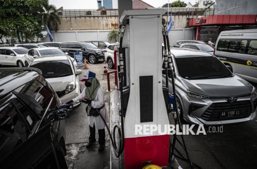 Fuel Prices Stable, But Goods Prices Soaring? Economic Analyst's Analysis