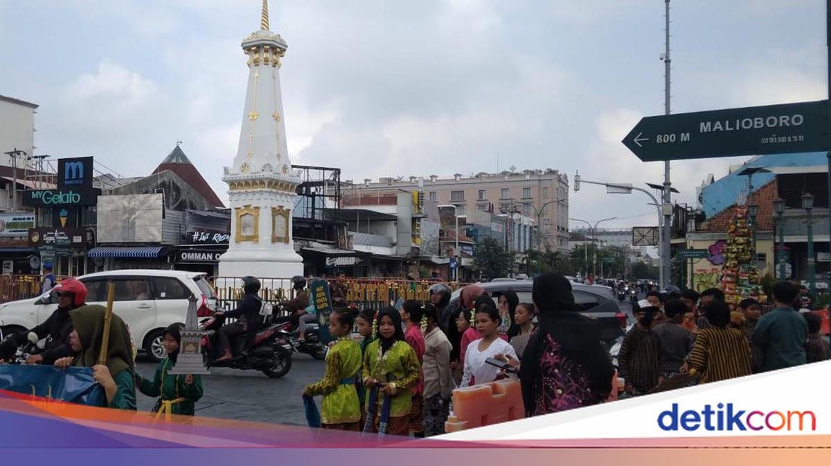 Malioboro Traffic Rerouting for the 80th Anniversary Cultural Procession of Sultan HB X Tomorrow