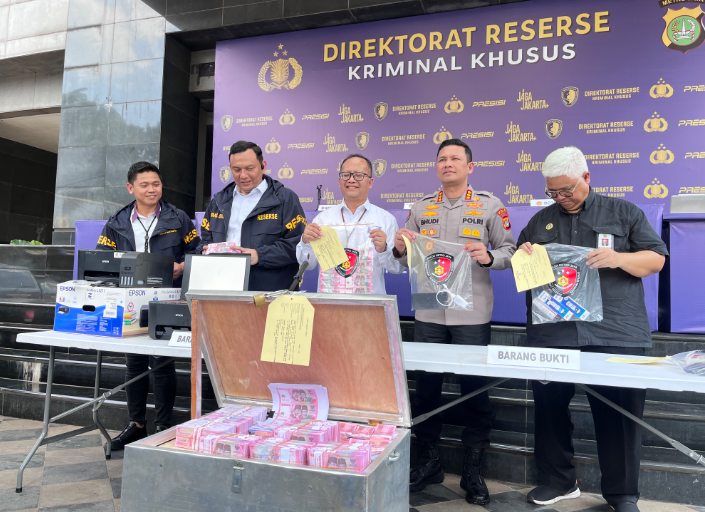 Bogor Money-Doubling Shaman Arrested for Printing Fake Notes Using Printer