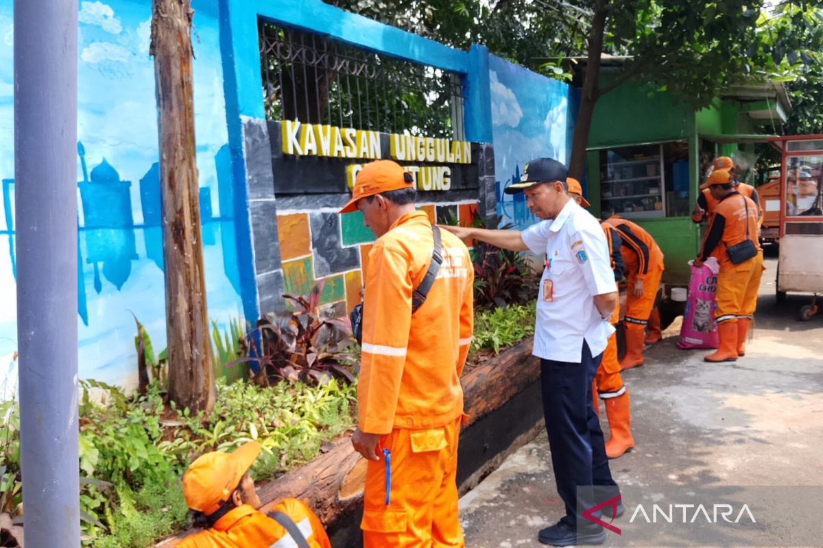Jakarta East City Government Transforms Former TPS Site in Pasar Rebo into Green Space