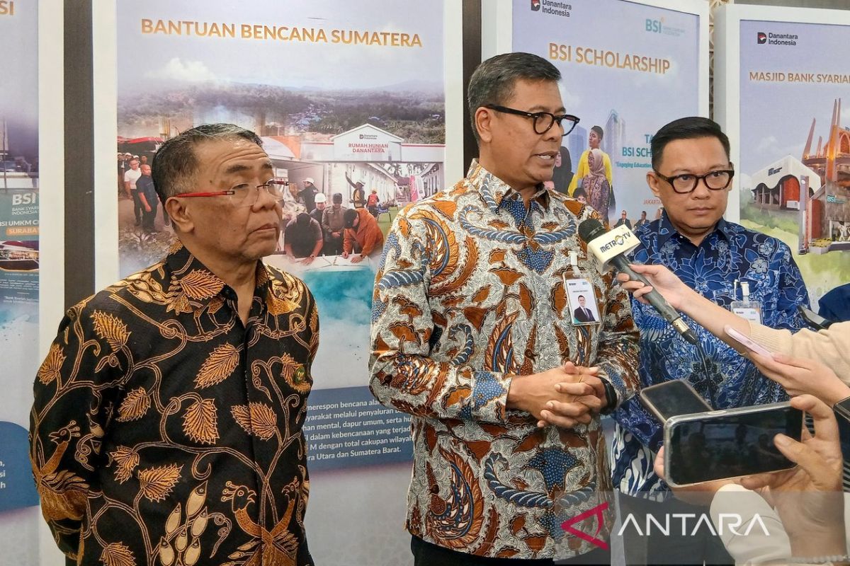 BSI Pays Corporate and Employee Zakat of Rp289.38 Billion to BAZNAS