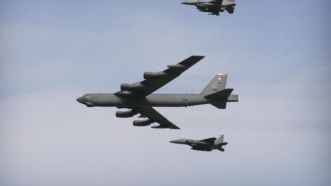 US Suddenly Deploys B-52 Bombers to the Middle East, Will the Iran War Not End?