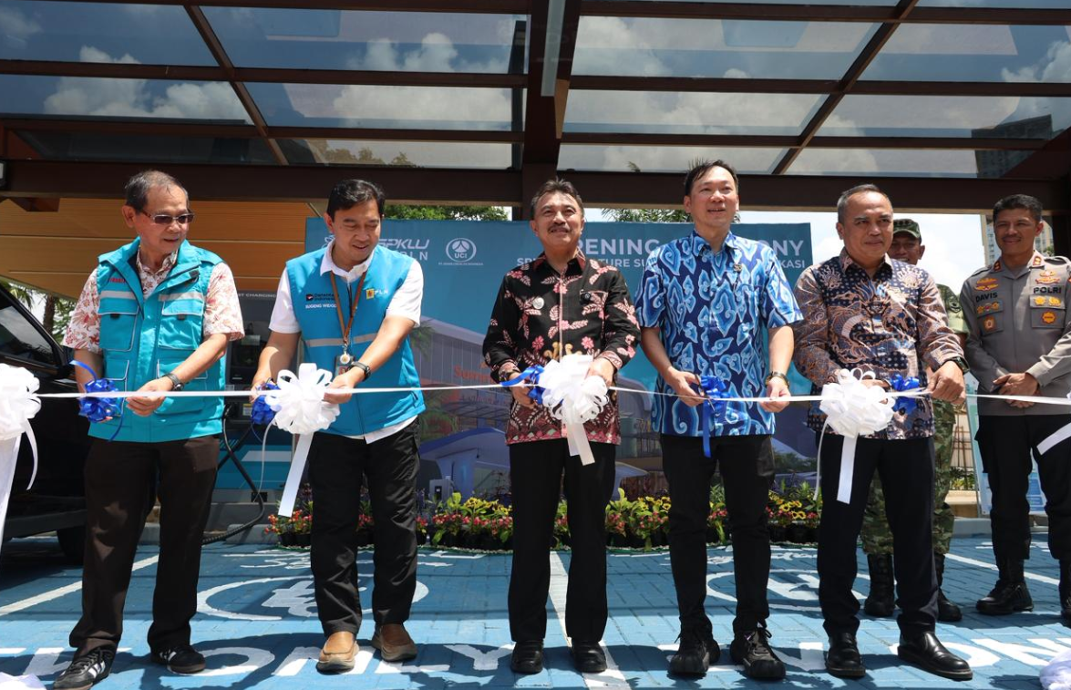 Bekasi Deputy Mayor Inaugurates SPKLU at SMB, Supporting Environmentally Friendly Energy Transition