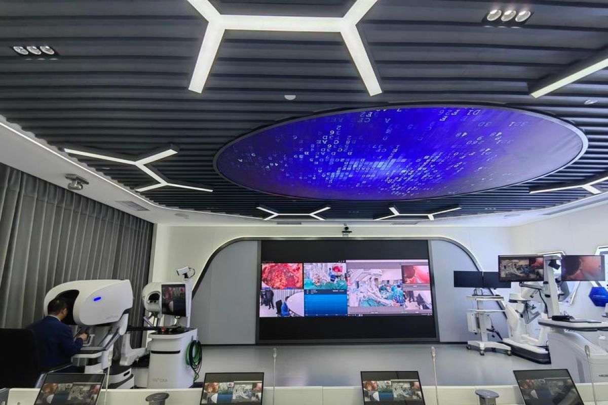 Chinese-made surgical robot serves patients worldwide