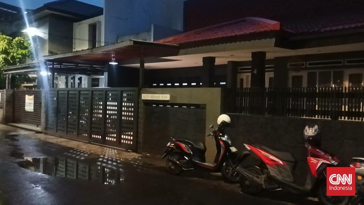 KPK Searches PDIP's Ono's Home, Witnessed by RT Chairman