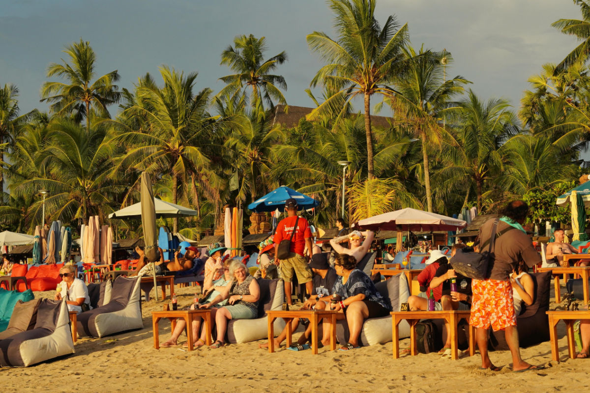 Bali’s Dry Season Brings Summer Heat and Sunburn Risks to Tourists