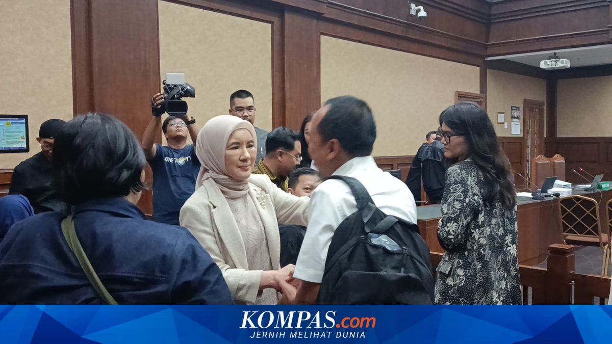 Examination of Nicke Widyawati as Witness in Crude Oil Case Trial Postponed