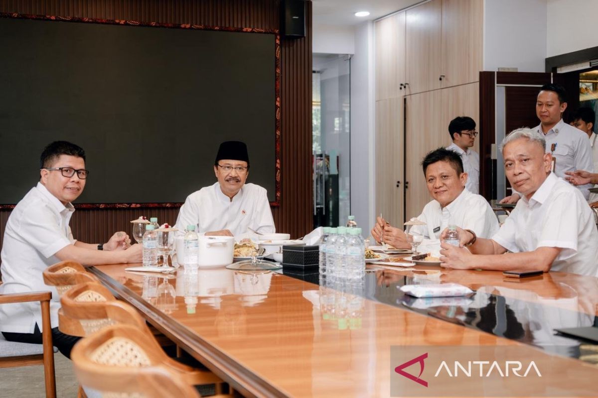 Social Minister to Oversee Construction of People's School on 9.6 Ha Land in East OKU