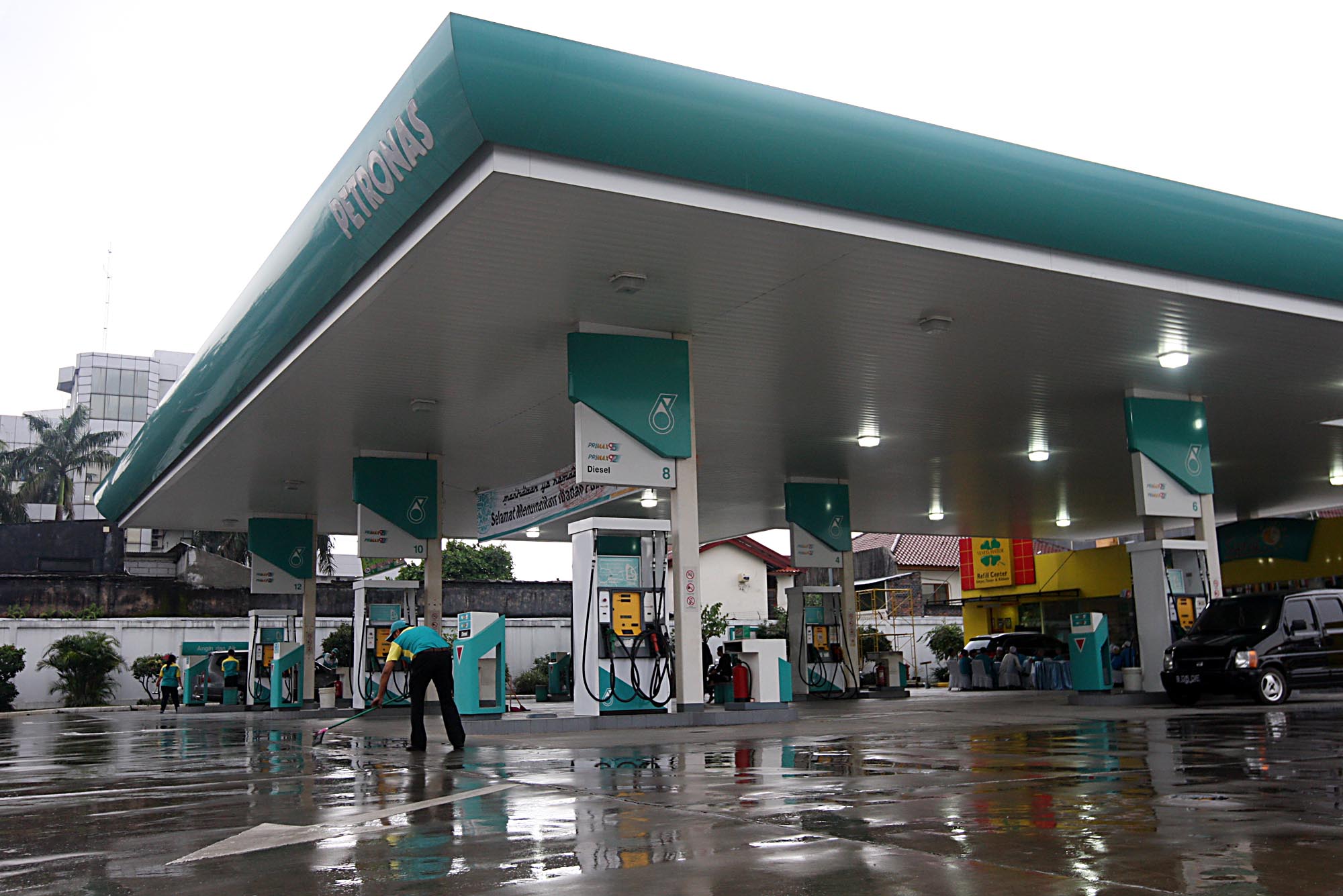 Hoax About Fuel Price Increase Also Occurs in Malaysia