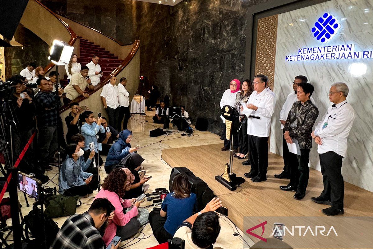 Labour Minister emphasises that WFH for private sector employees is a recommendation