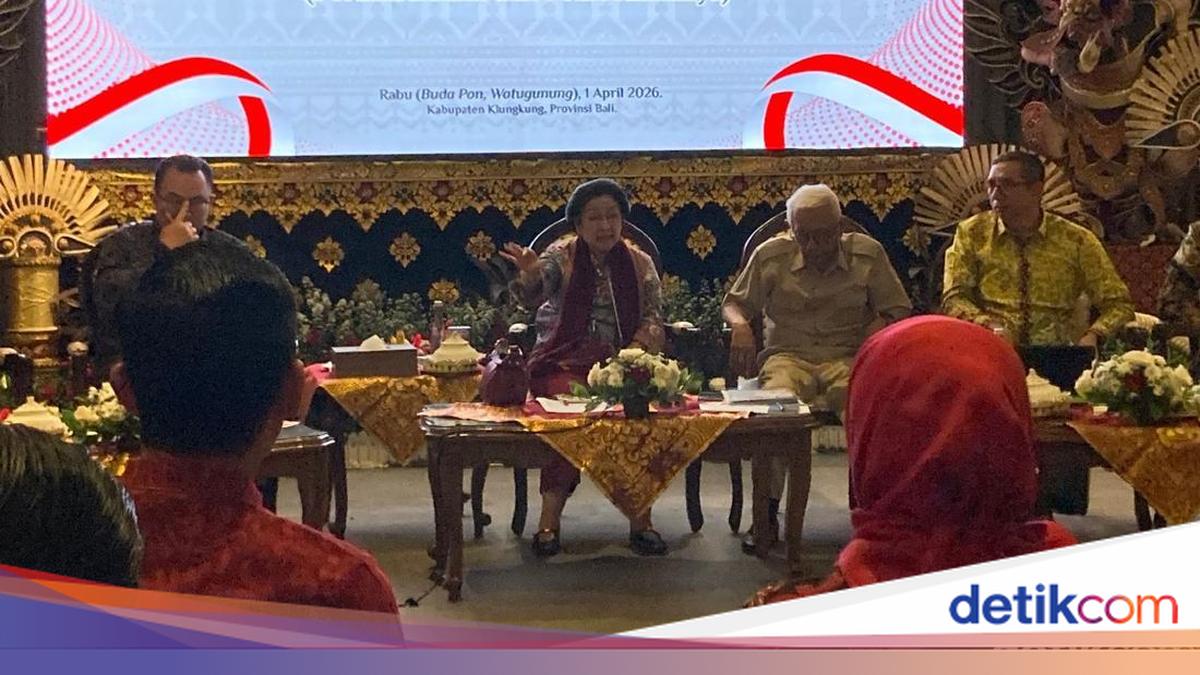 Megawati's Warning to PDIP Cadres: Fail to Serve the People, and You're Fired