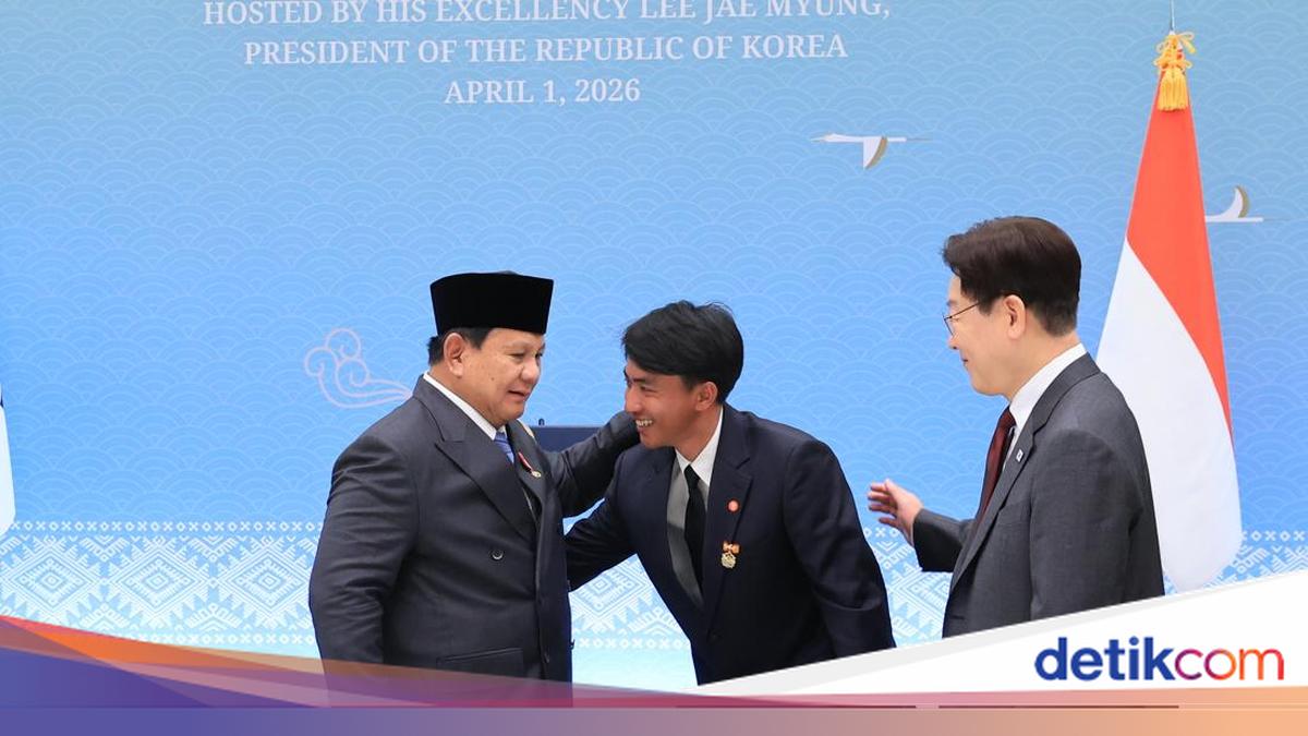 Prabowo's Message While Shaking Hands with Sugianto, the Indonesian Who Saved Elderly in South Korea