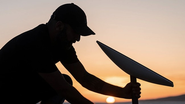 Starlink Explodes, Suddenly Loses Contact in Outer Space