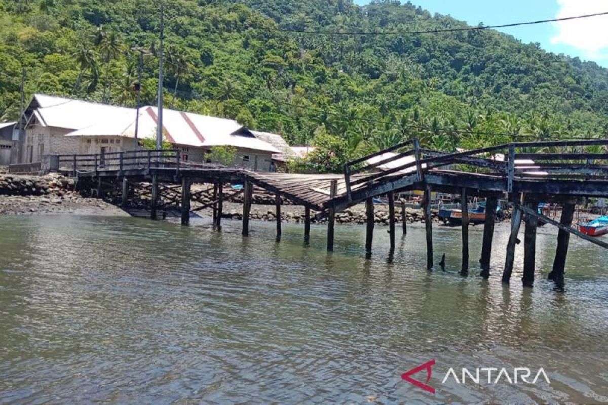 North Maluku Situation Gradually Normalising After Tsunami Warning Lifted