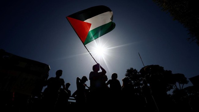 Palestine Responds to Fallen Indonesian Soldiers in Lebanon, Calls Them "Heroes of Pride"