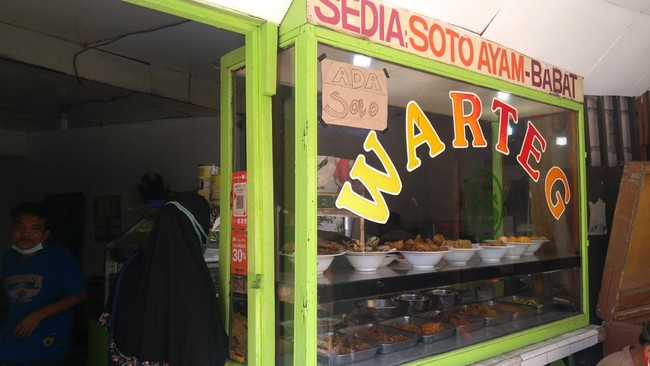 Civil Servants to Work from Home Every Friday, Warteg Owners Complain and Rack Their Brains